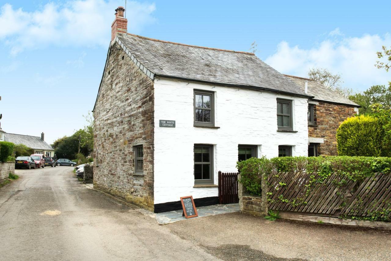 The White Cottage B&B Saint Teath ภายนอก รูปภาพ